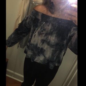American Eagle - Off the Shoulder Long Sleeve